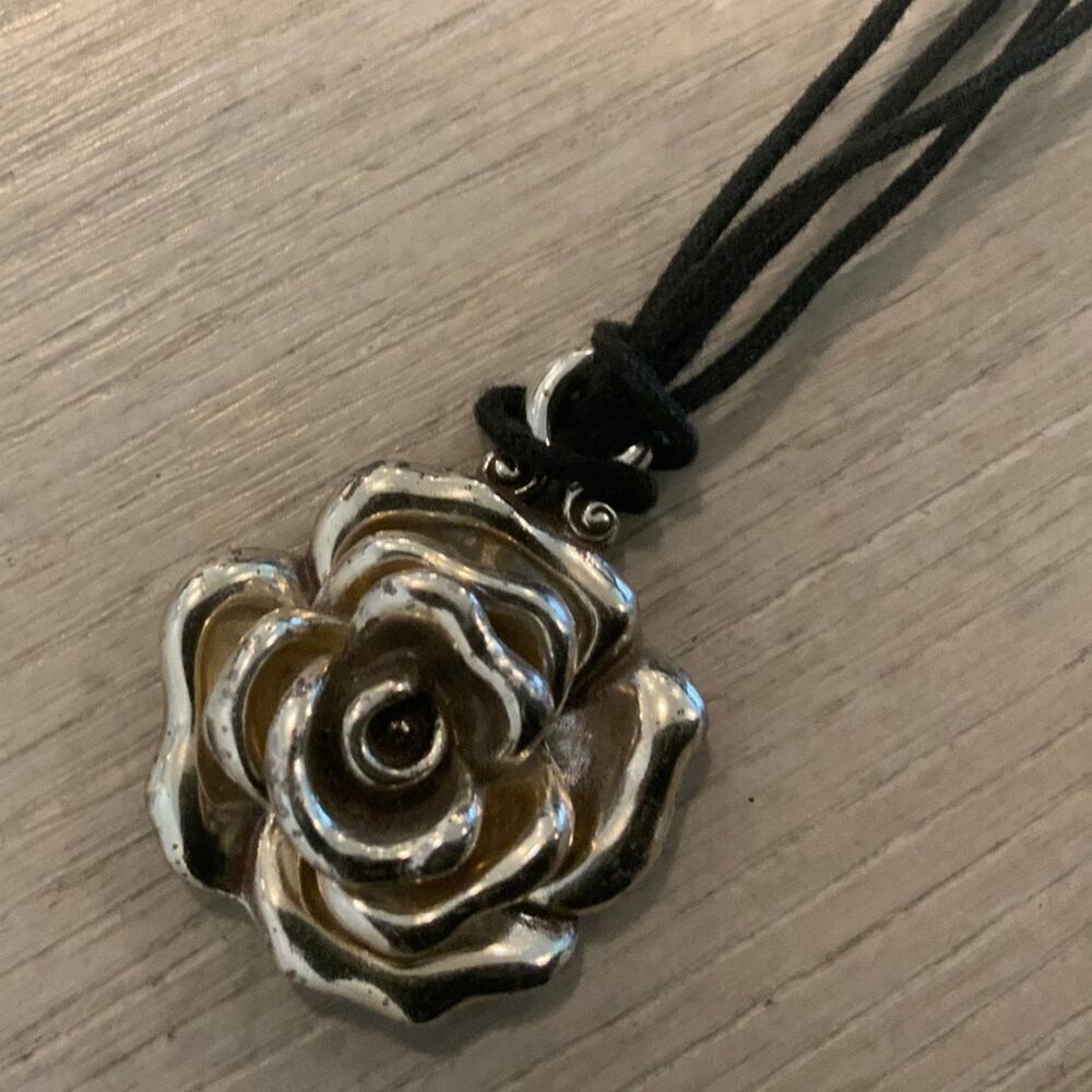 Vintage Rose Pendant